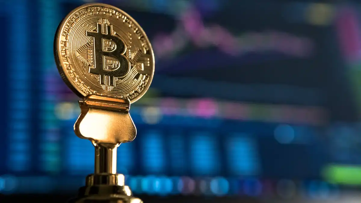 Bitcoin: A Peer-to-Peer Electronic Cash System