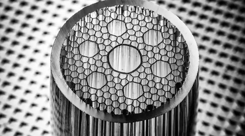hollow-core fiber optics